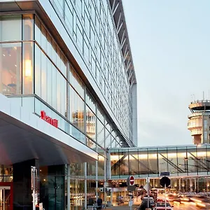 montreal-airport-marriott-in-terminal-hotel.hotels-in-montreal.org/